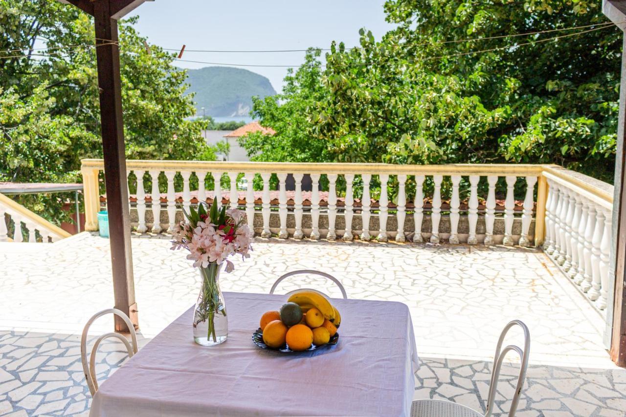 Vuko I Magdalena Midzor Apartment Petrovac Exterior photo