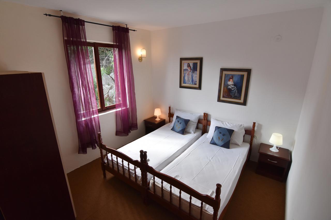 Vuko I Magdalena Midzor Apartment Petrovac Exterior photo